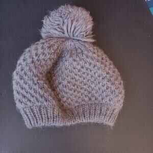 Stylish CINTELLI E GALLUZZO Wool Blend Crochet Knit Beanie Hat – Cozy & Chic!